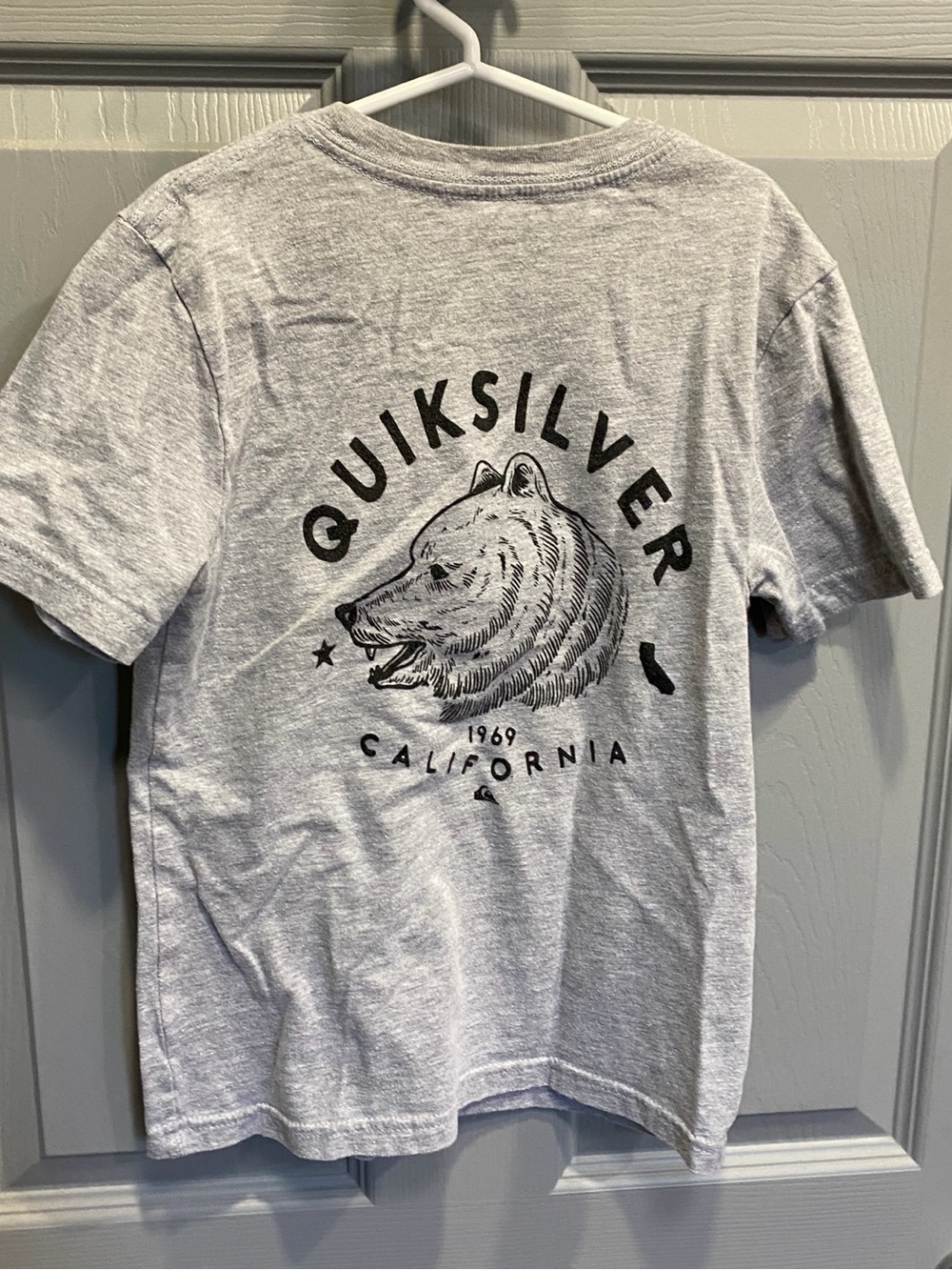Quiksilver Heather Gray Bear Logo Tee - S